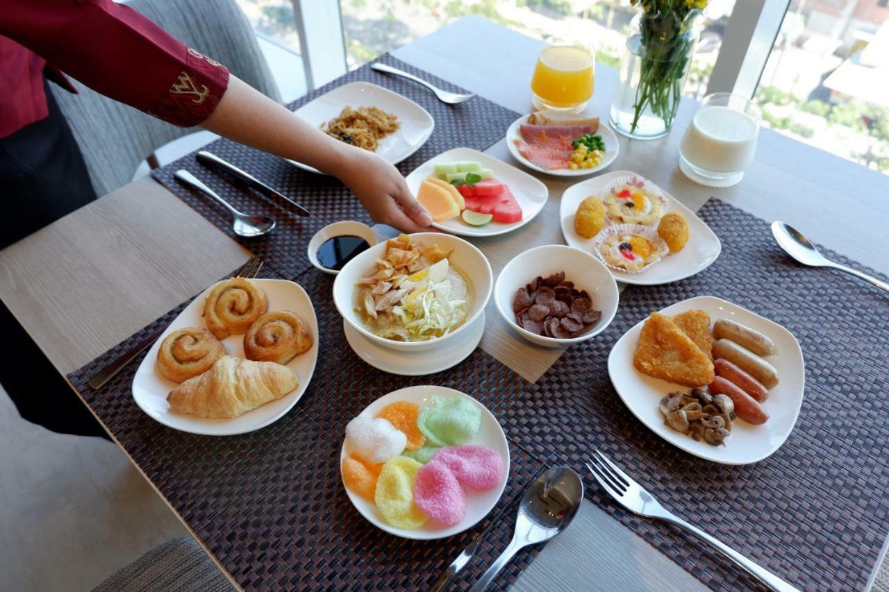 Oakwood Hotel & Residence Surabaya Dış mekan fotoğraf