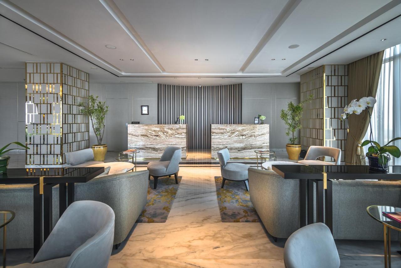 Oakwood Hotel & Residence Surabaya Dış mekan fotoğraf